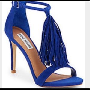 Steve Madden fringe heeled sandal